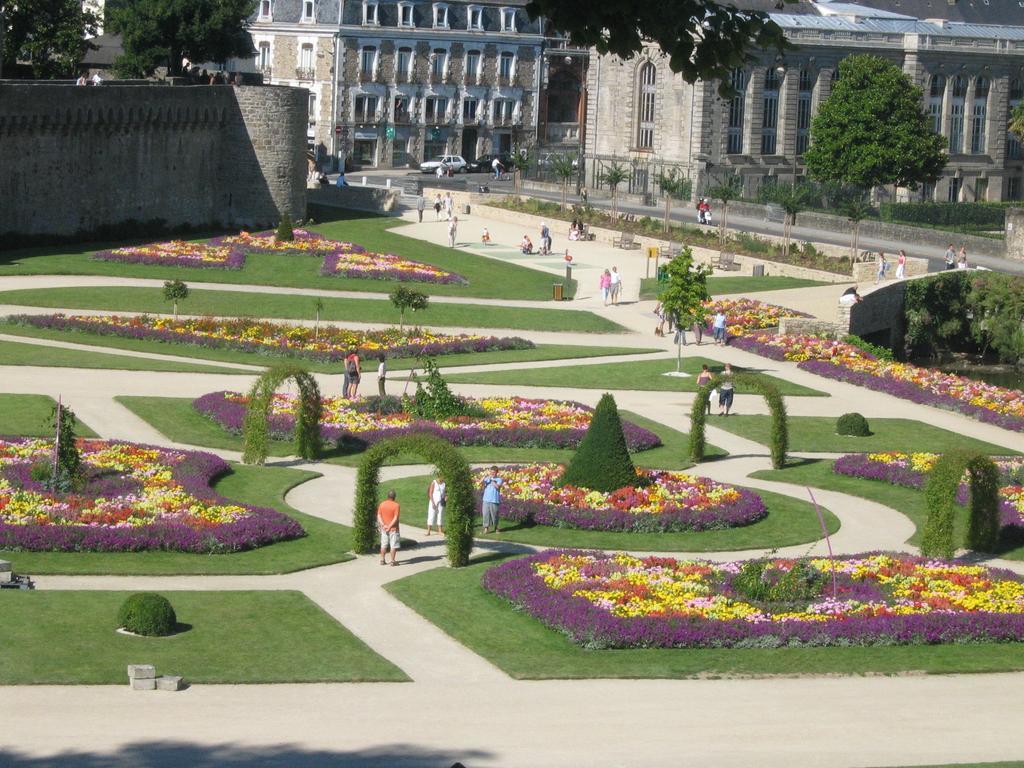 Appart Hôtel Le Liberté Vannes Centre-Ville Esterno foto